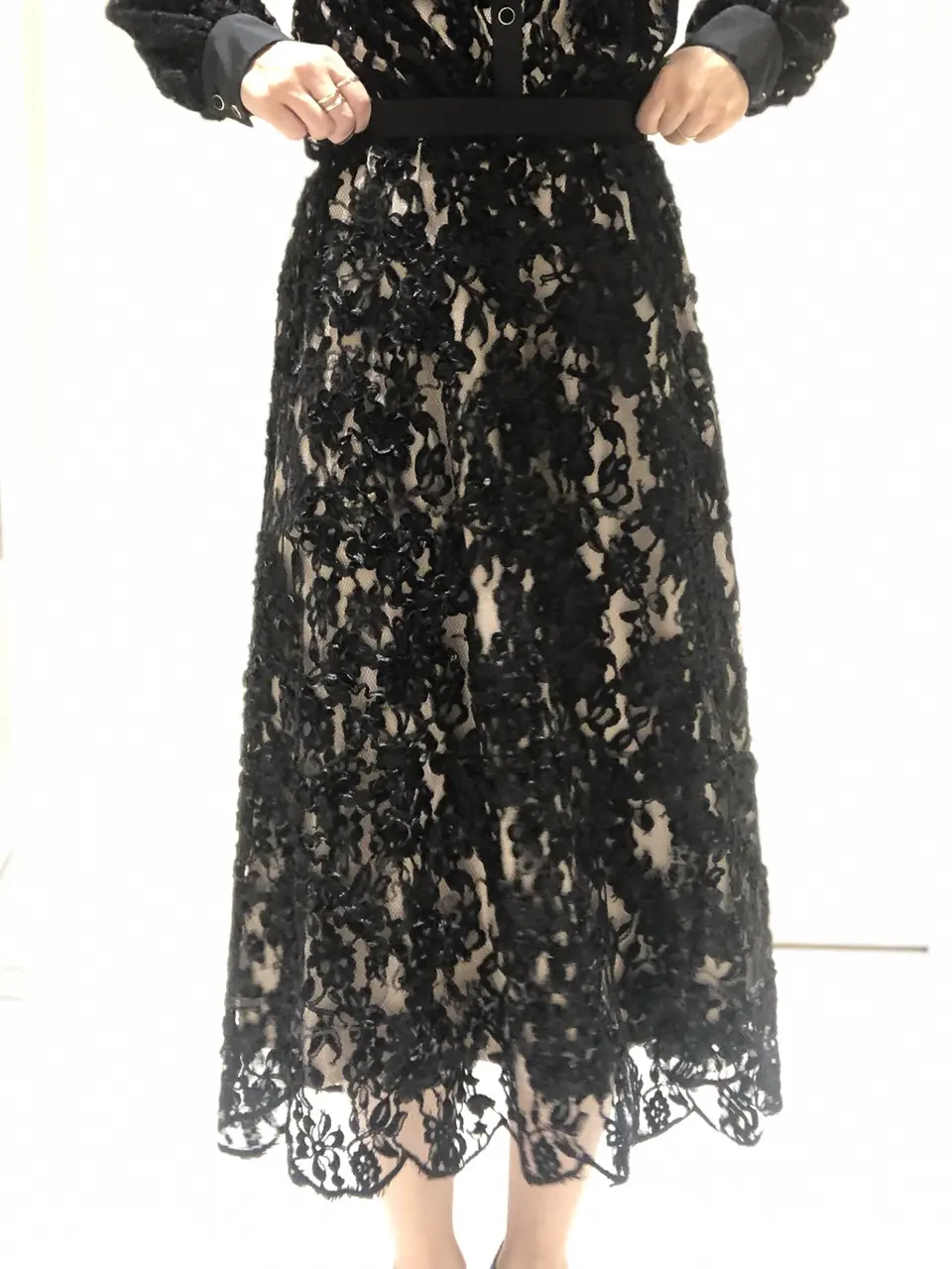 GRACE CONTINENTAL 尾田亜沙美 コーディネート画像