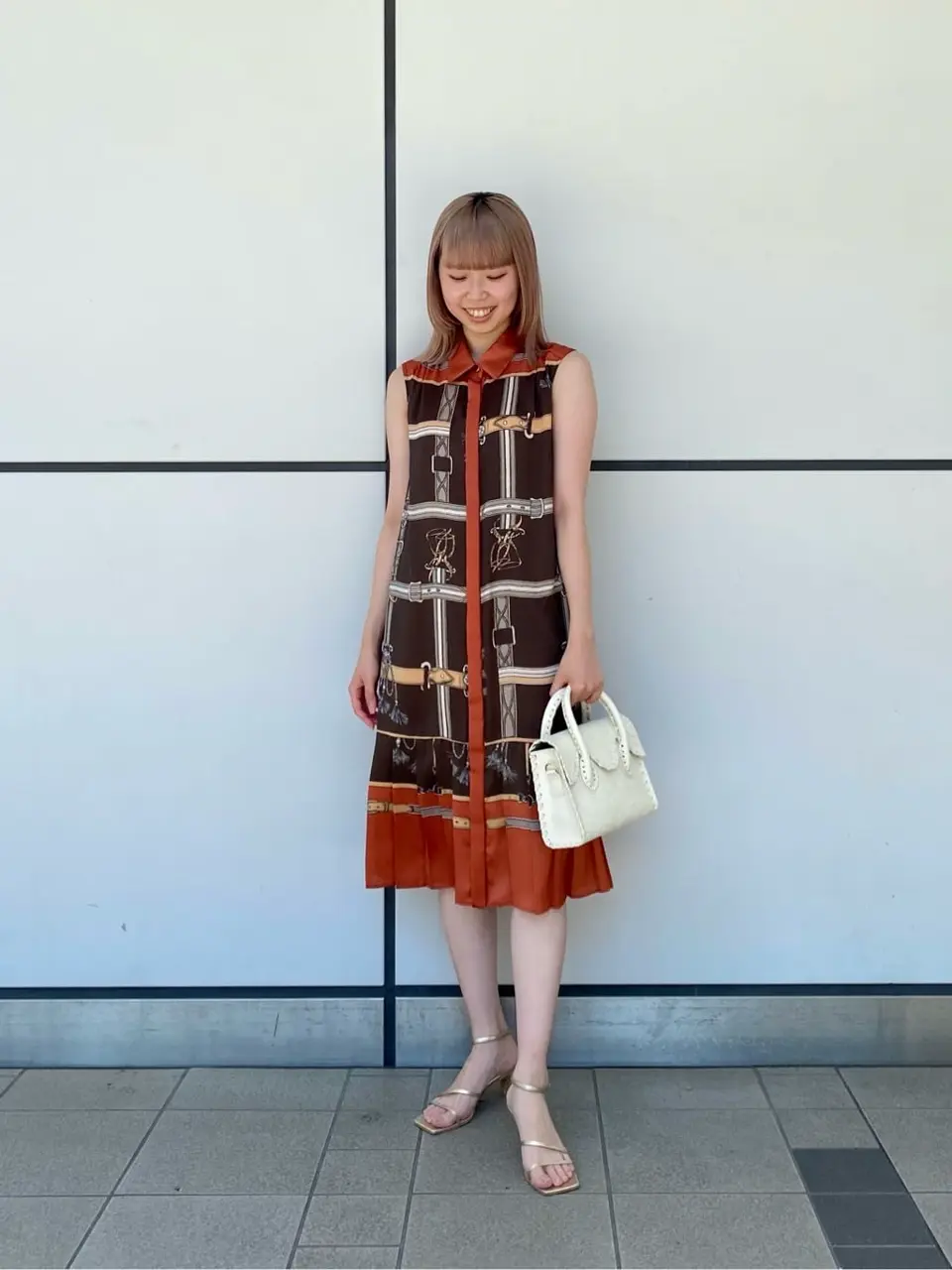 GRACE CONTINENTAL Abe コーディネート画像