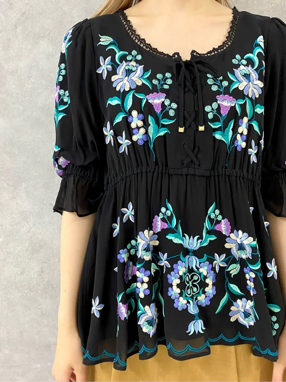 GRACE CONTINENTAL Abe コーディネート画像