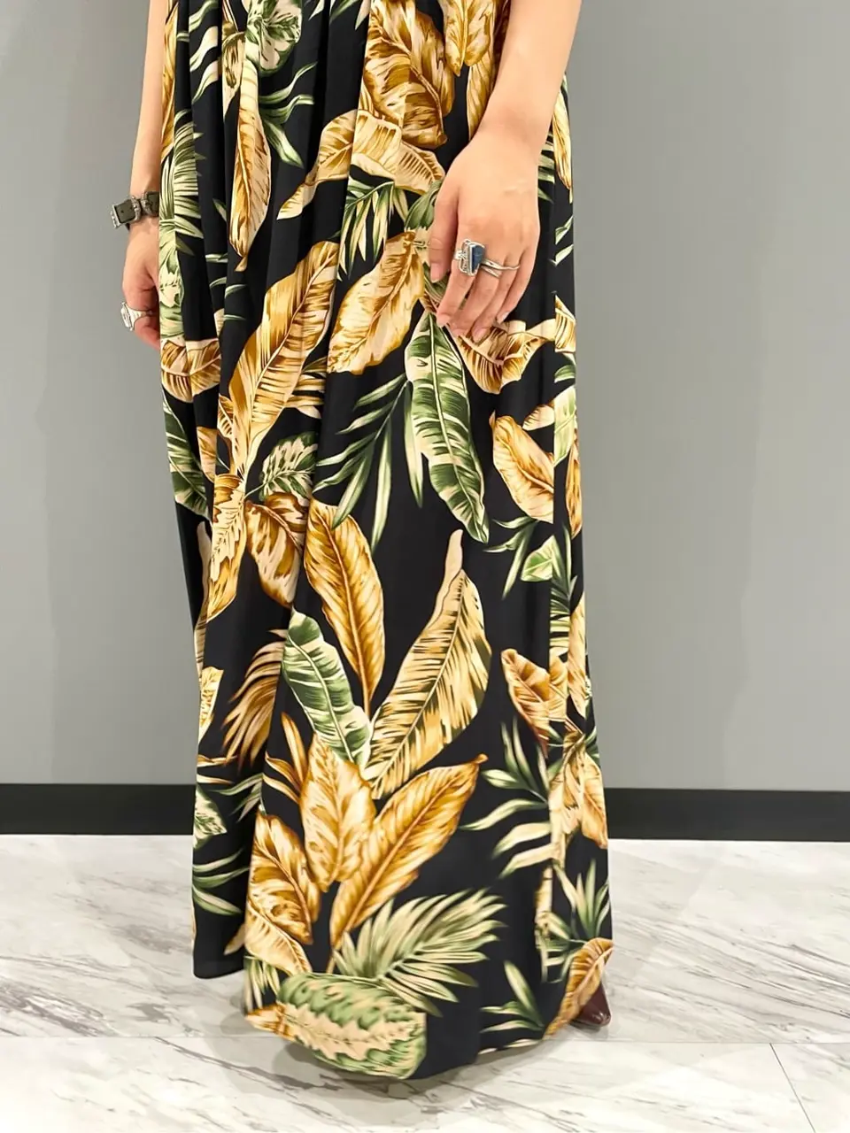 GRACE CONTINENTAL yoshi コーディネート画像