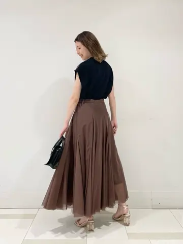 GRACE CONTINENTAL minami コーディネート画像