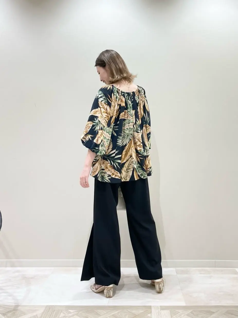 GRACE CONTINENTAL minami コーディネート画像