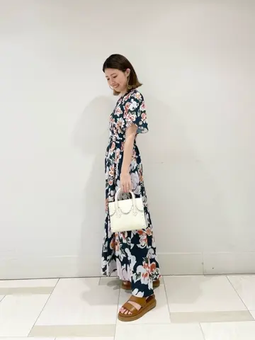 GRACE CONTINENTAL minami コーディネート画像