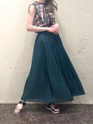 GRACE CONTINENTAL sa-ya コーディネート画像