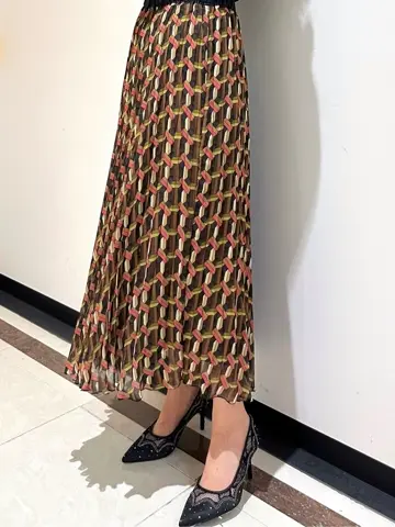 GRACE CONTINENTAL MORITA AI コーディネート画像