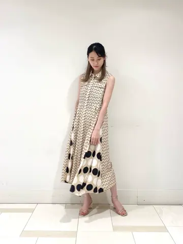 GRACE CONTINENTAL sa-ya コーディネート画像