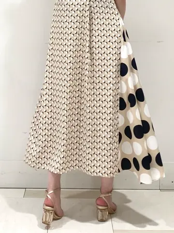 GRACE CONTINENTAL sa-ya コーディネート画像