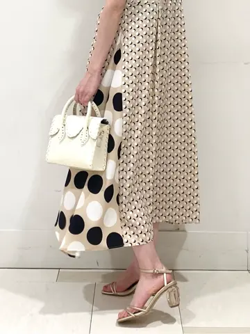 GRACE CONTINENTAL sa-ya コーディネート画像