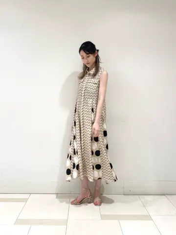 GRACE CONTINENTAL sa-ya コーディネート画像