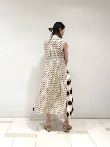 GRACE CONTINENTAL sa-ya コーディネート画像