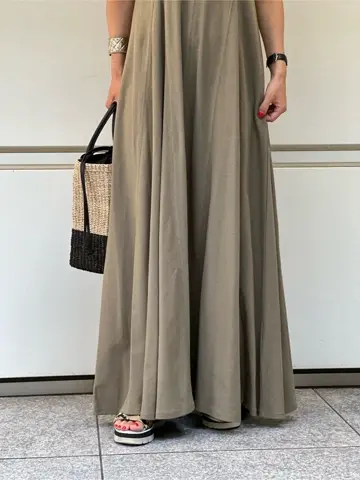 GRACE CONTINENTAL 尾田亜沙美 コーディネート画像