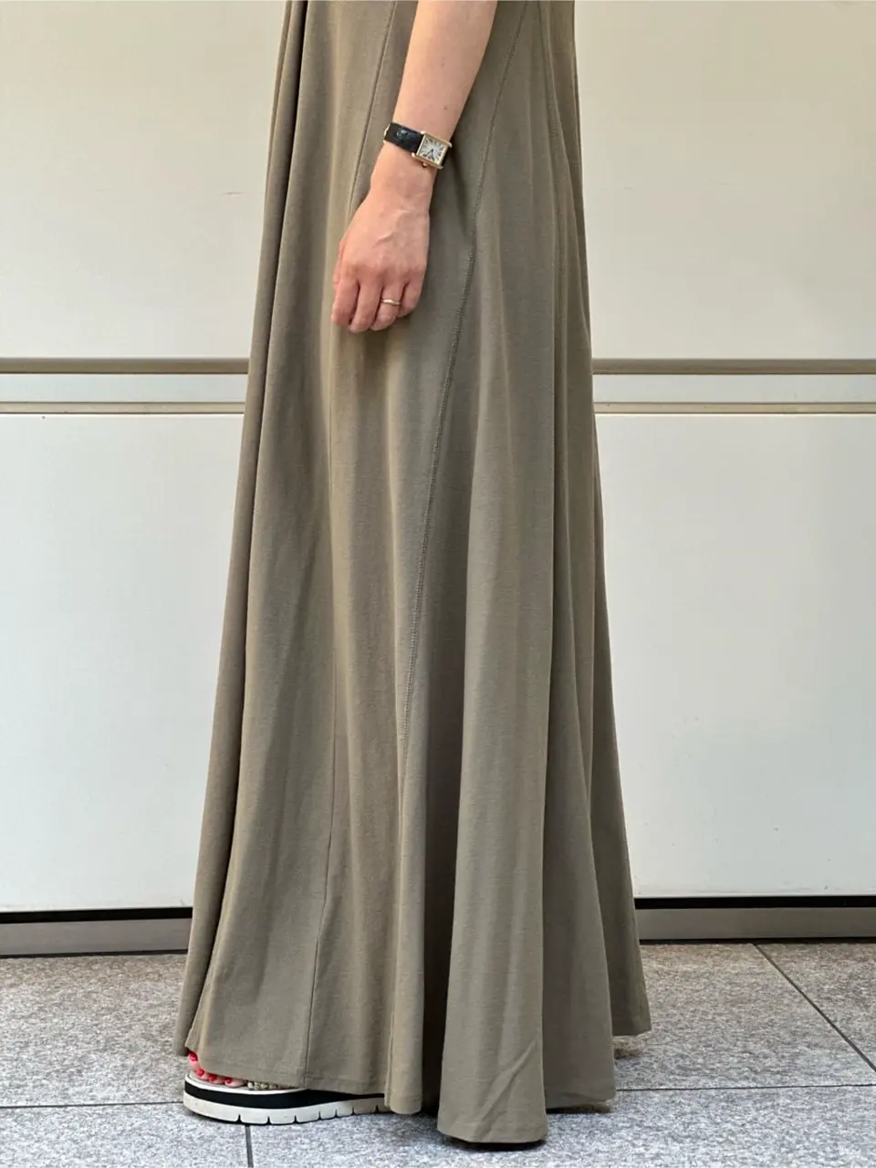 GRACE CONTINENTAL 尾田亜沙美 コーディネート画像