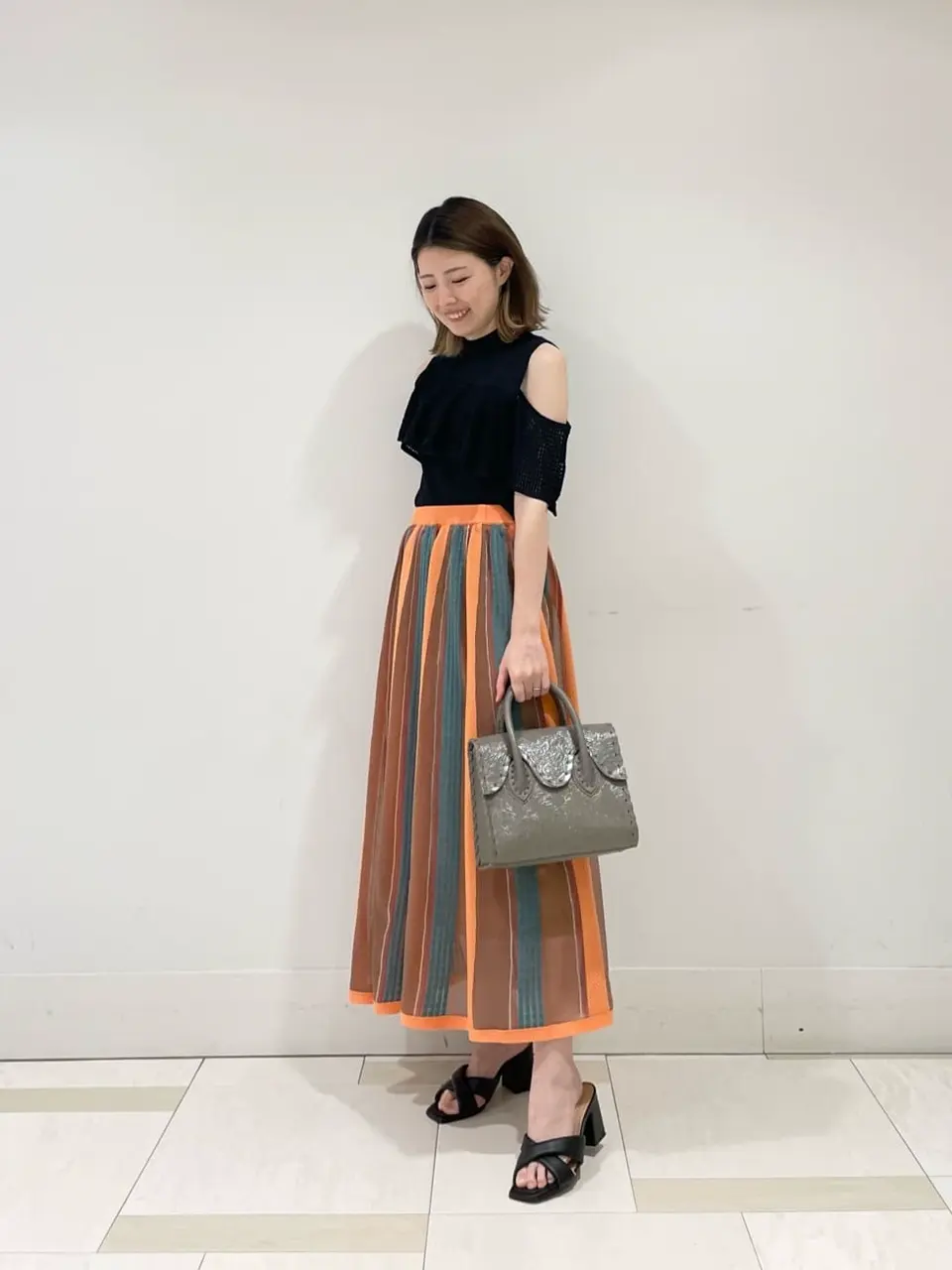 GRACE CONTINENTAL minami コーディネート画像