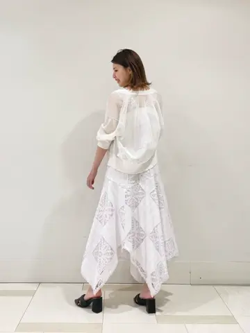 GRACE CONTINENTAL minami コーディネート画像