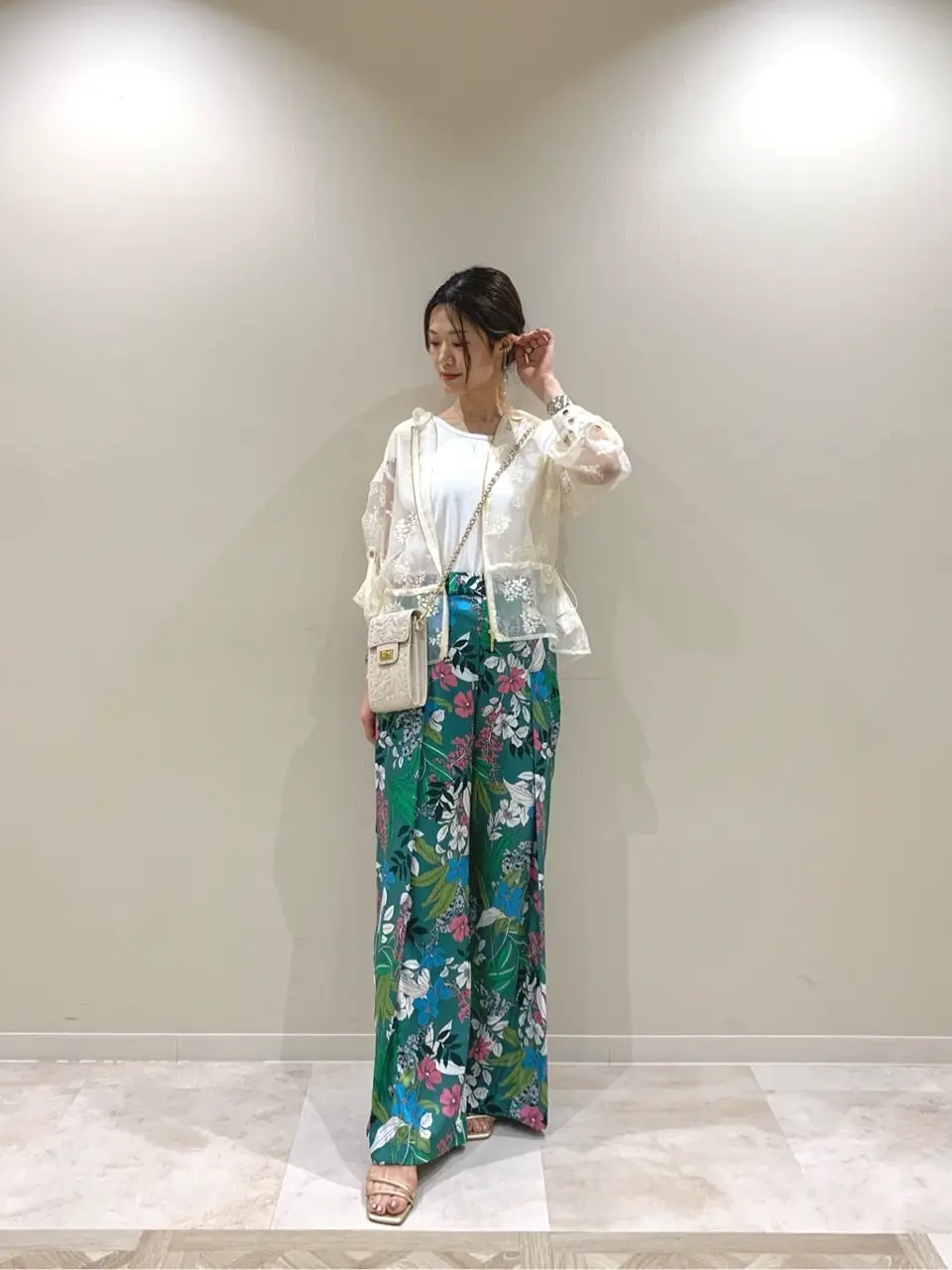 GRACE CONTINENTAL A.Kameyama コーディネート画像