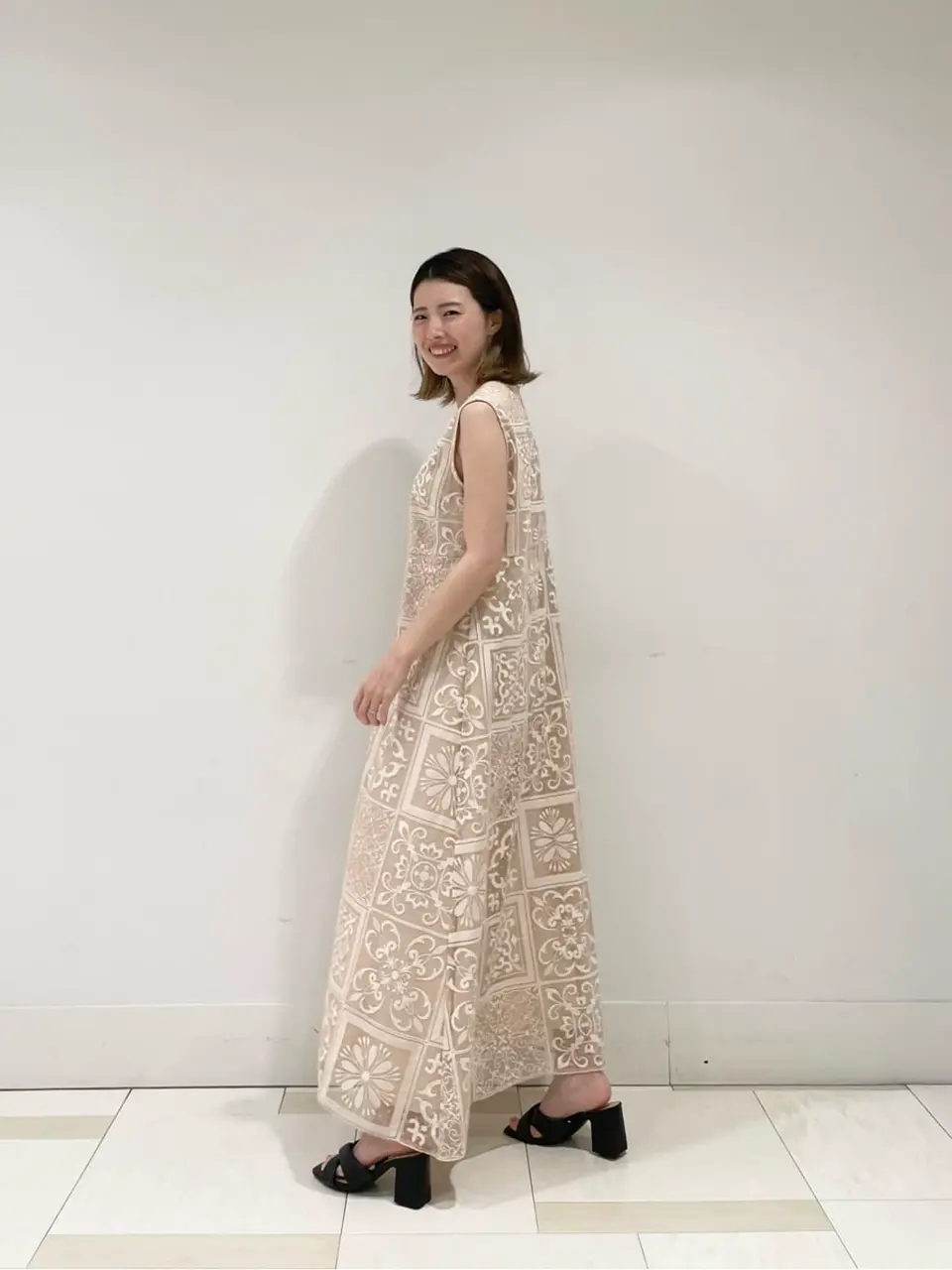 GRACE CONTINENTAL minami コーディネート画像