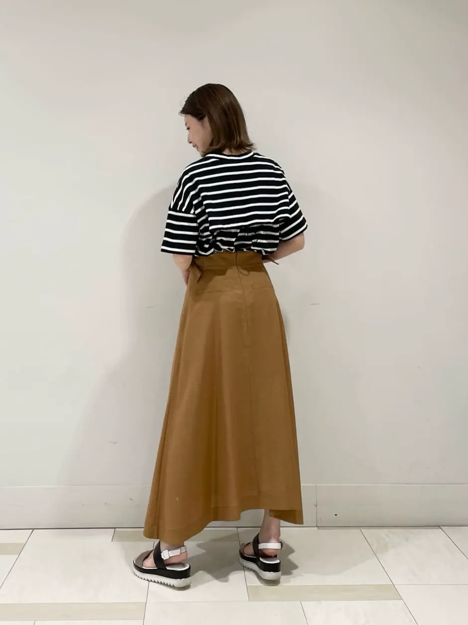 GRACE CONTINENTAL minami コーディネート画像