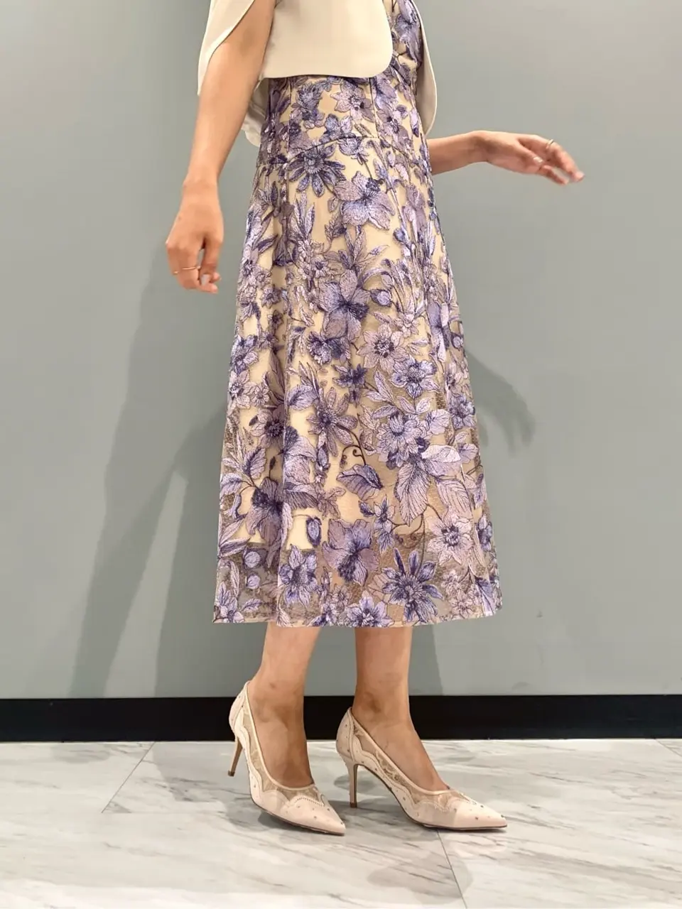 GRACE CONTINENTAL haruka iwasaki コーディネート画像