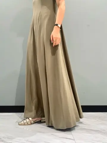 GRACE CONTINENTAL haruka iwasaki コーディネート画像