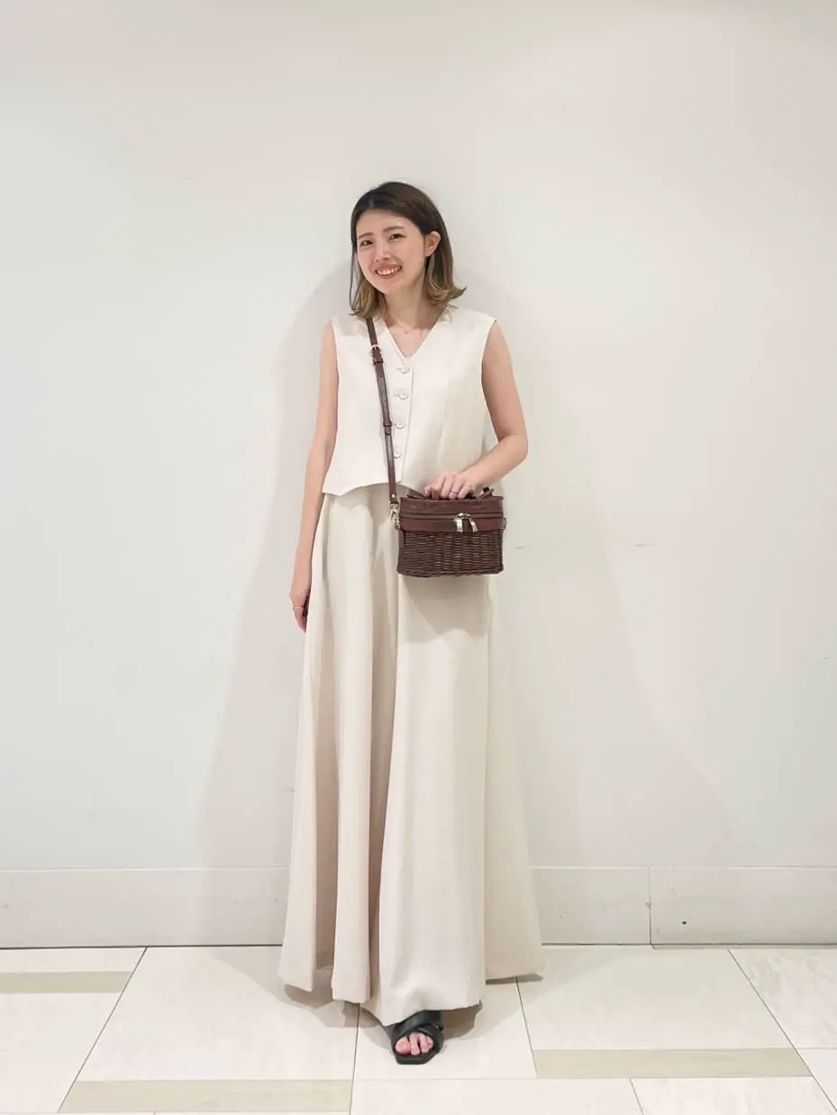 GRACE CONTINENTAL minami コーディネート画像