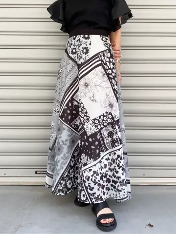 GRACE CONTINENTAL 古川温子 コーディネート画像