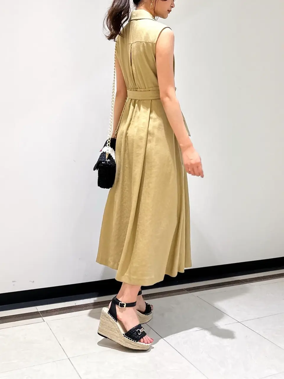 GRACE CONTINENTAL MORITA AI コーディネート画像