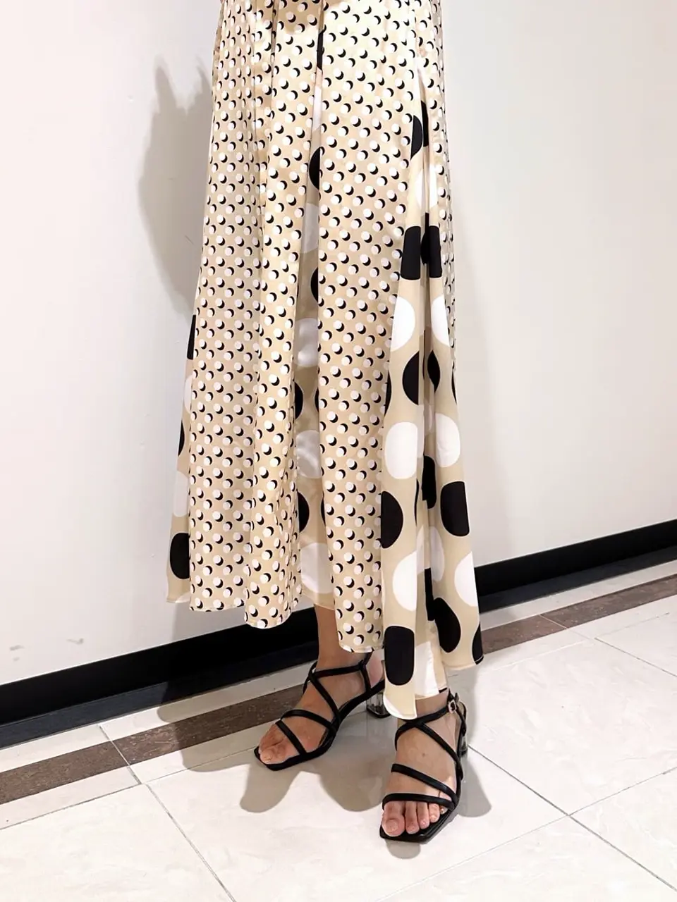 GRACE CONTINENTAL MORITA AI コーディネート画像