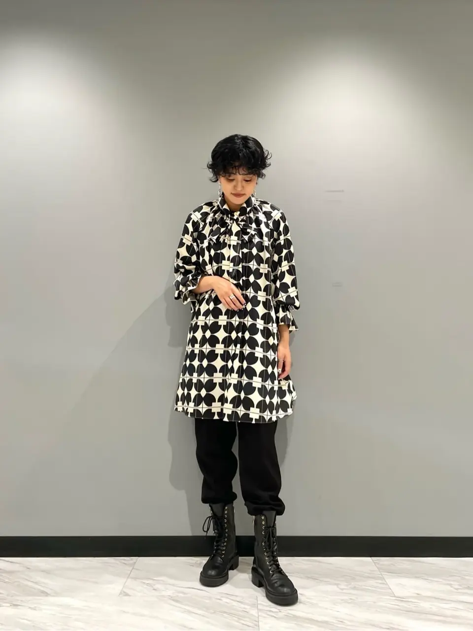 GRACE CONTINENTAL yoshi コーディネート画像