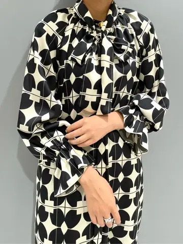 GRACE CONTINENTAL yoshi コーディネート画像