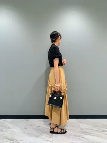 GRACE CONTINENTAL haruka iwasaki コーディネート画像