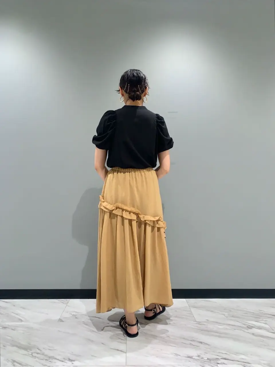 GRACE CONTINENTAL haruka iwasaki コーディネート画像