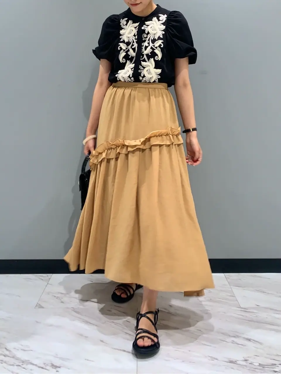 GRACE CONTINENTAL haruka iwasaki コーディネート画像