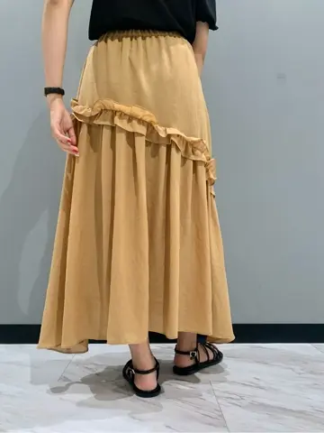 GRACE CONTINENTAL haruka iwasaki コーディネート画像