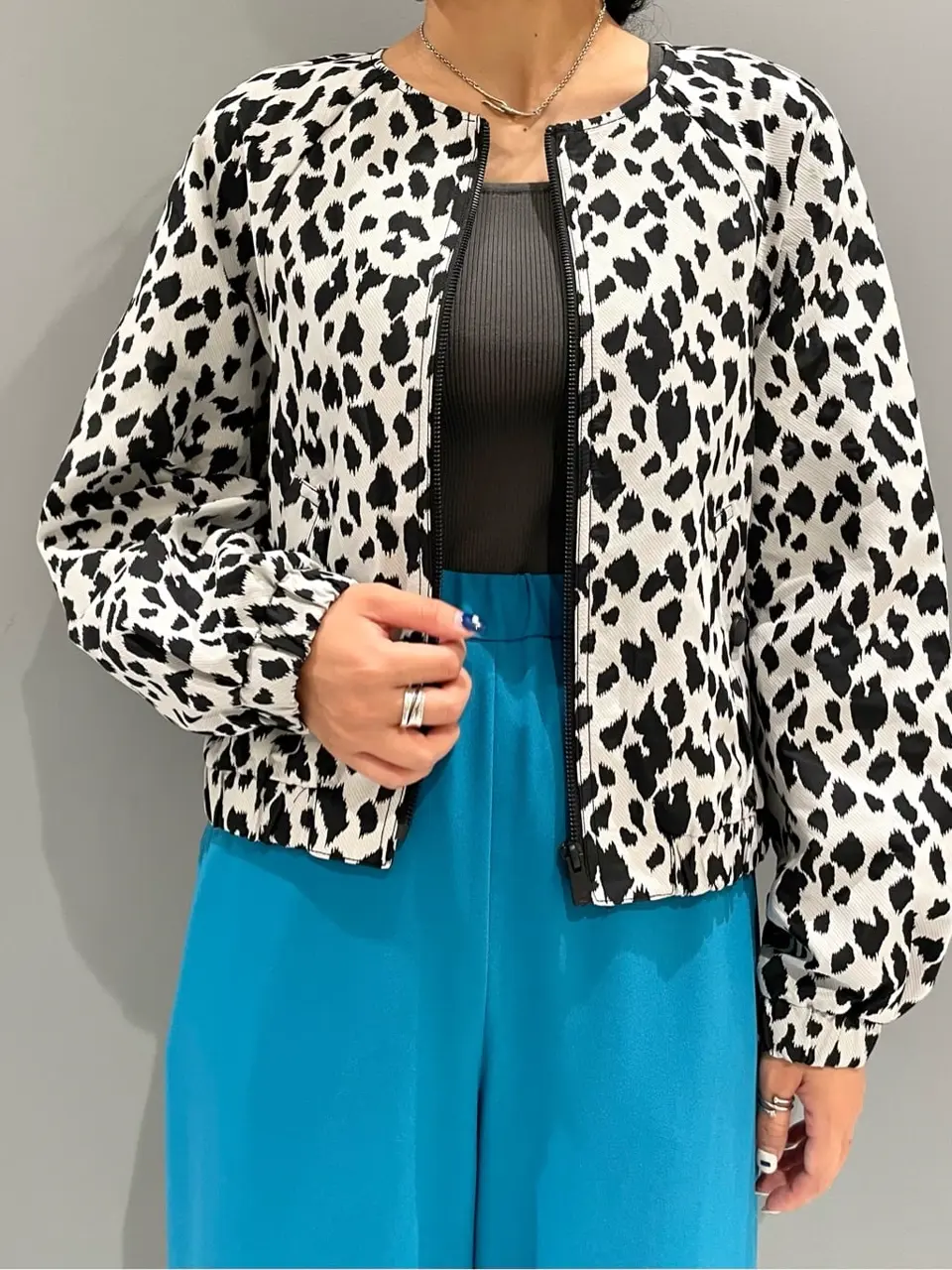 GRACE CONTINENTAL yoshi コーディネート画像