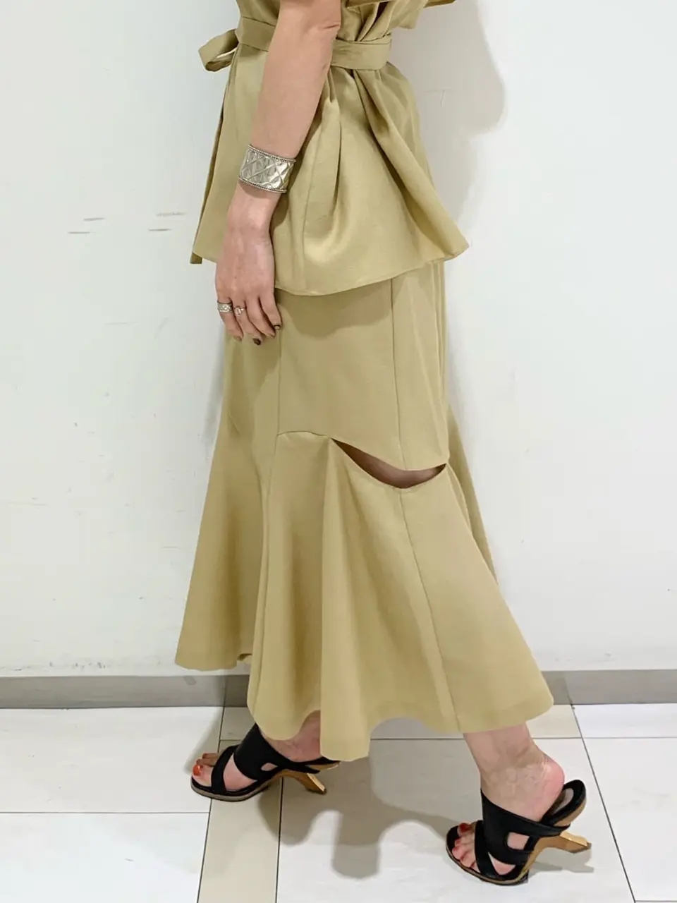 GRACE CONTINENTAL A.Kameyama コーディネート画像