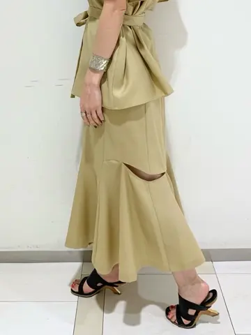 GRACE CONTINENTAL A.Kameyama コーディネート画像