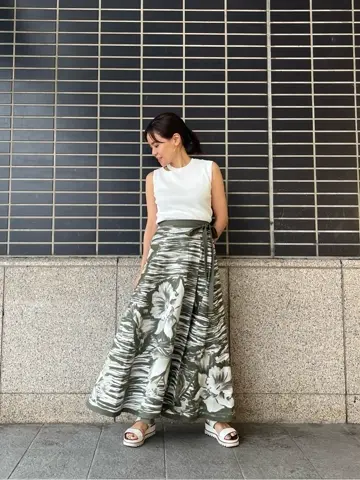 GRACE CONTINENTAL 穐山　香織 コーディネート画像