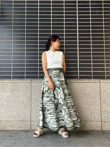 GRACE CONTINENTAL 穐山　香織 コーディネート画像