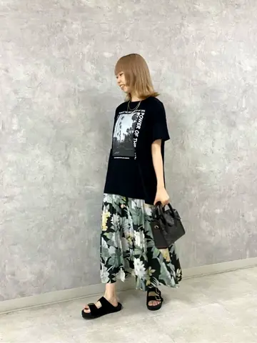 GRACE CONTINENTAL Abe コーディネート画像