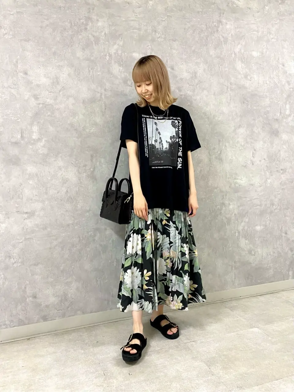 GRACE CONTINENTAL Abe コーディネート画像