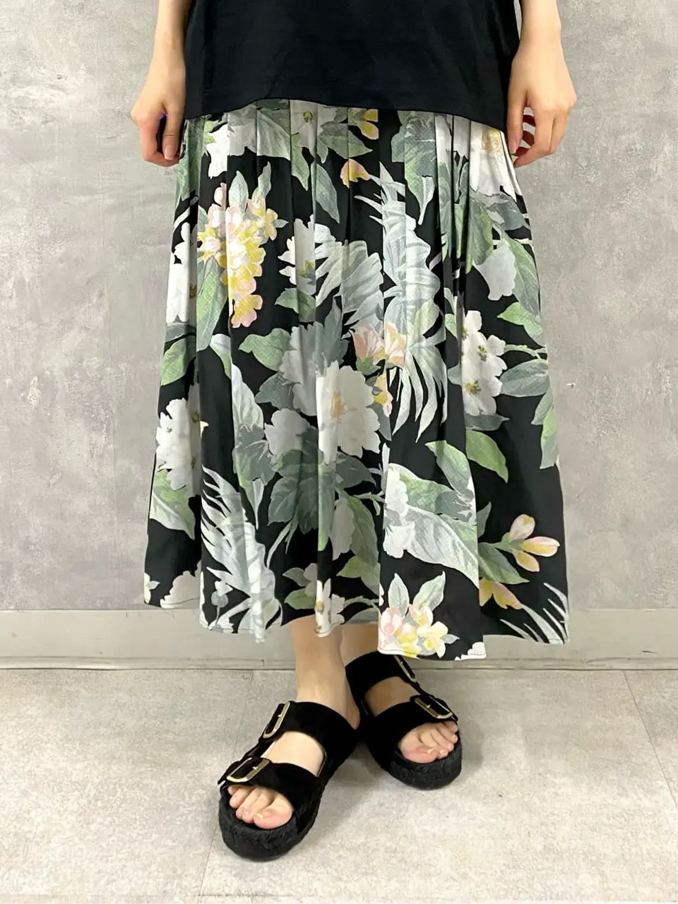 GRACE CONTINENTAL Abe コーディネート画像