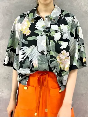 GRACE CONTINENTAL Abe コーディネート画像