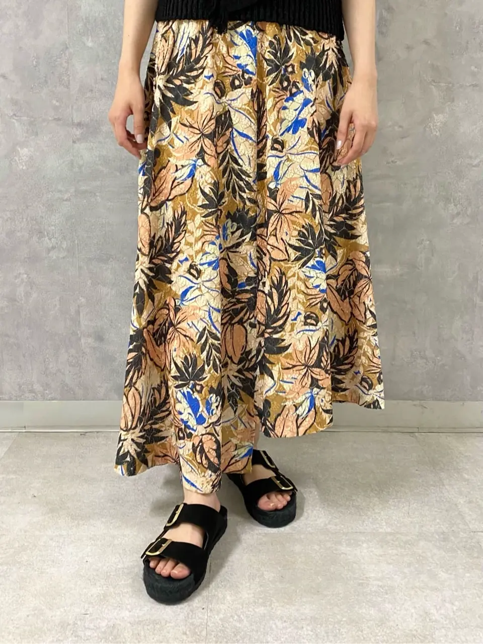 GRACE CONTINENTAL Abe コーディネート画像