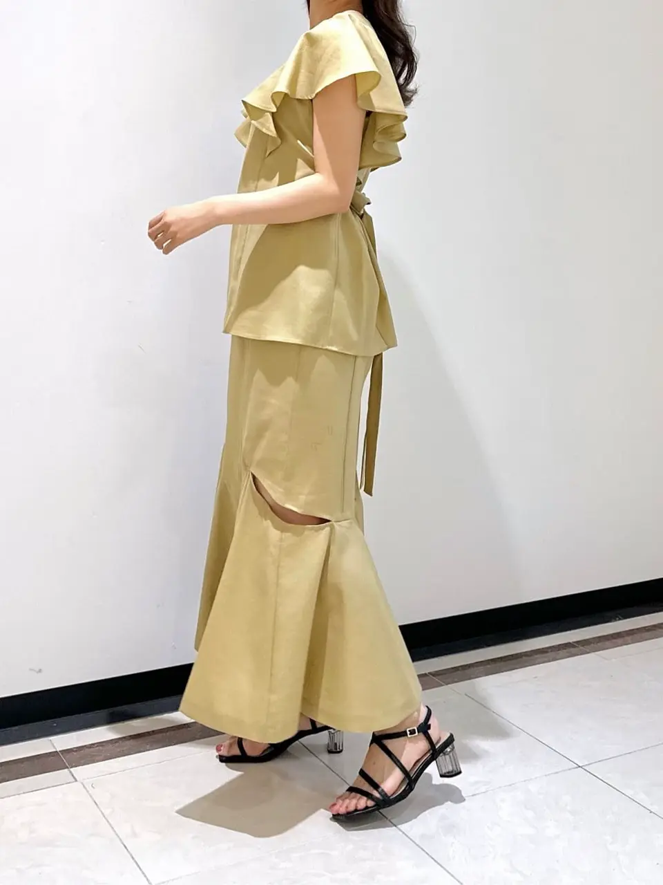 GRACE CONTINENTAL MORITA AI コーディネート画像