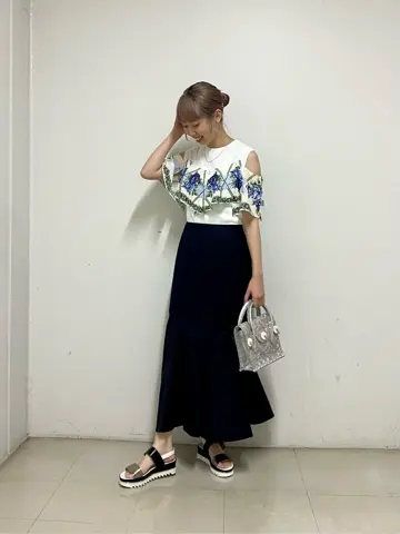 GRACE CONTINENTAL Abe コーディネート画像