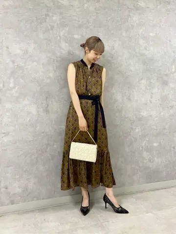 GRACE CONTINENTAL Abe コーディネート画像