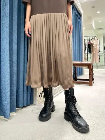 GRACE CONTINENTAL yoshi コーディネート画像