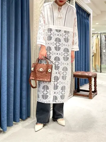 GRACE CONTINENTAL yoshi コーディネート画像