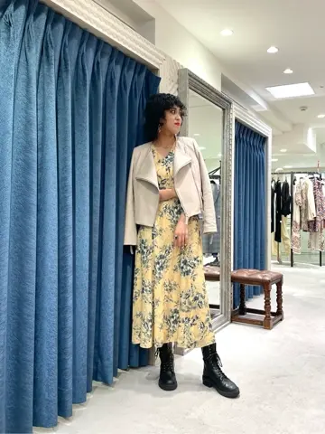 GRACE CONTINENTAL yoshi コーディネート画像