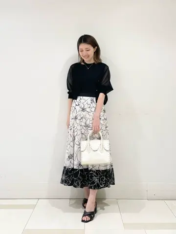 GRACE CONTINENTAL minami コーディネート画像